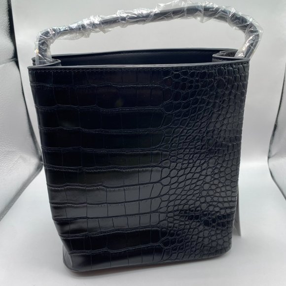 NWT AOTA Black Vegan Crocodile Handbag/Crossbody Purse - Picture 8 of 13